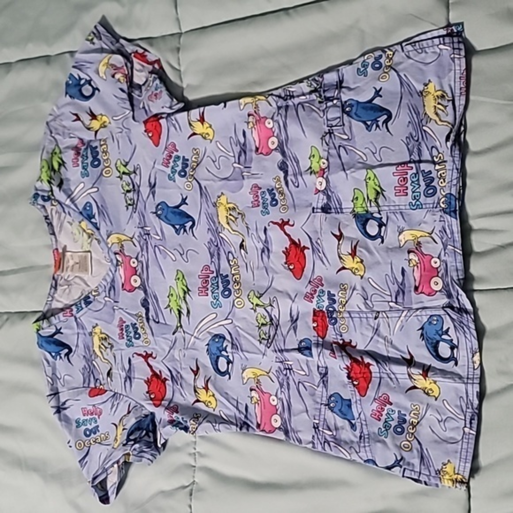 Dr. Seuss "Help Save Our Oceans" Scrub Top Women's‎ Small Excellent Condition